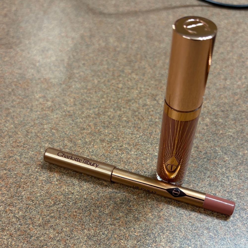 Charlotte Tilbury Lip Cheat and Gloss - Pillow Talk